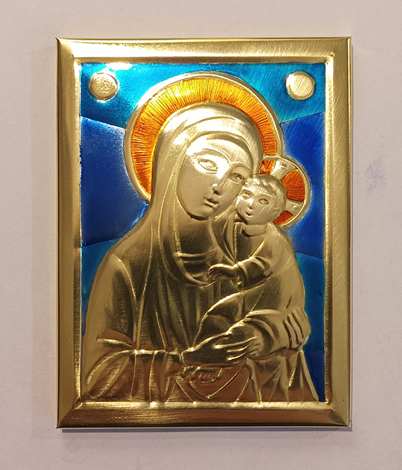 Lo smalto della Madonna con Bambino, numero 0189, pressoché terminato